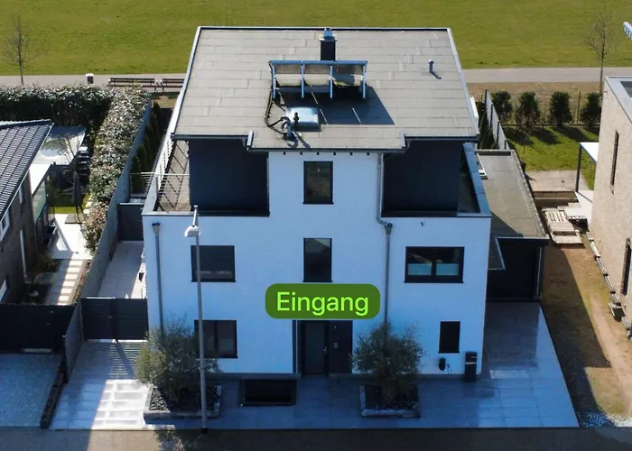 Neubau Penthouse - Mit Schoener Aussicht - 15Min Von Koeln