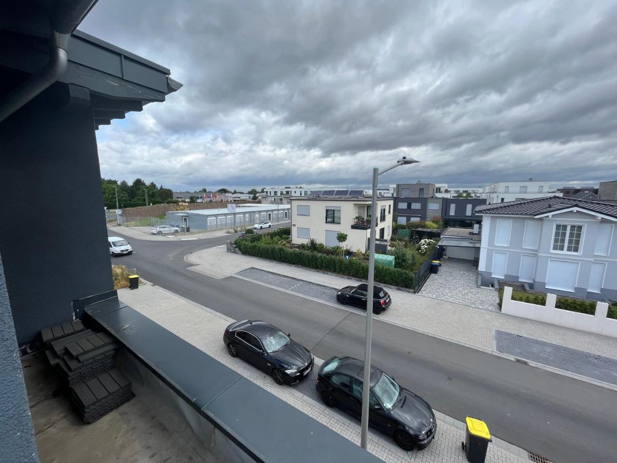 Neubau Penthouse - Mit Schoener Aussicht - 15min Von Koeln
