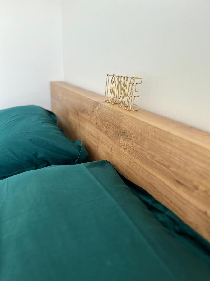 Neubau Penthouse - Mit Schoener Aussicht - 15min Von Koeln * Pulheim