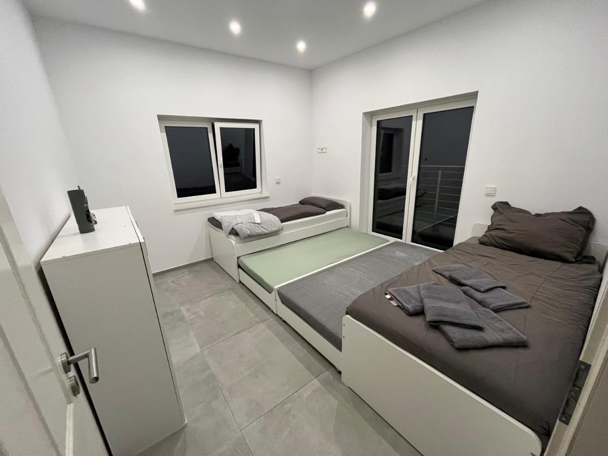 Apartment Neubau Penthouse - Mit Schoener Aussicht - 15min Von Koeln