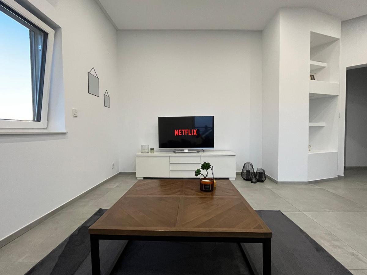Appartamento Neubau Penthouse - Mit Schoener Aussicht - 15min Von Koeln Pulheim
