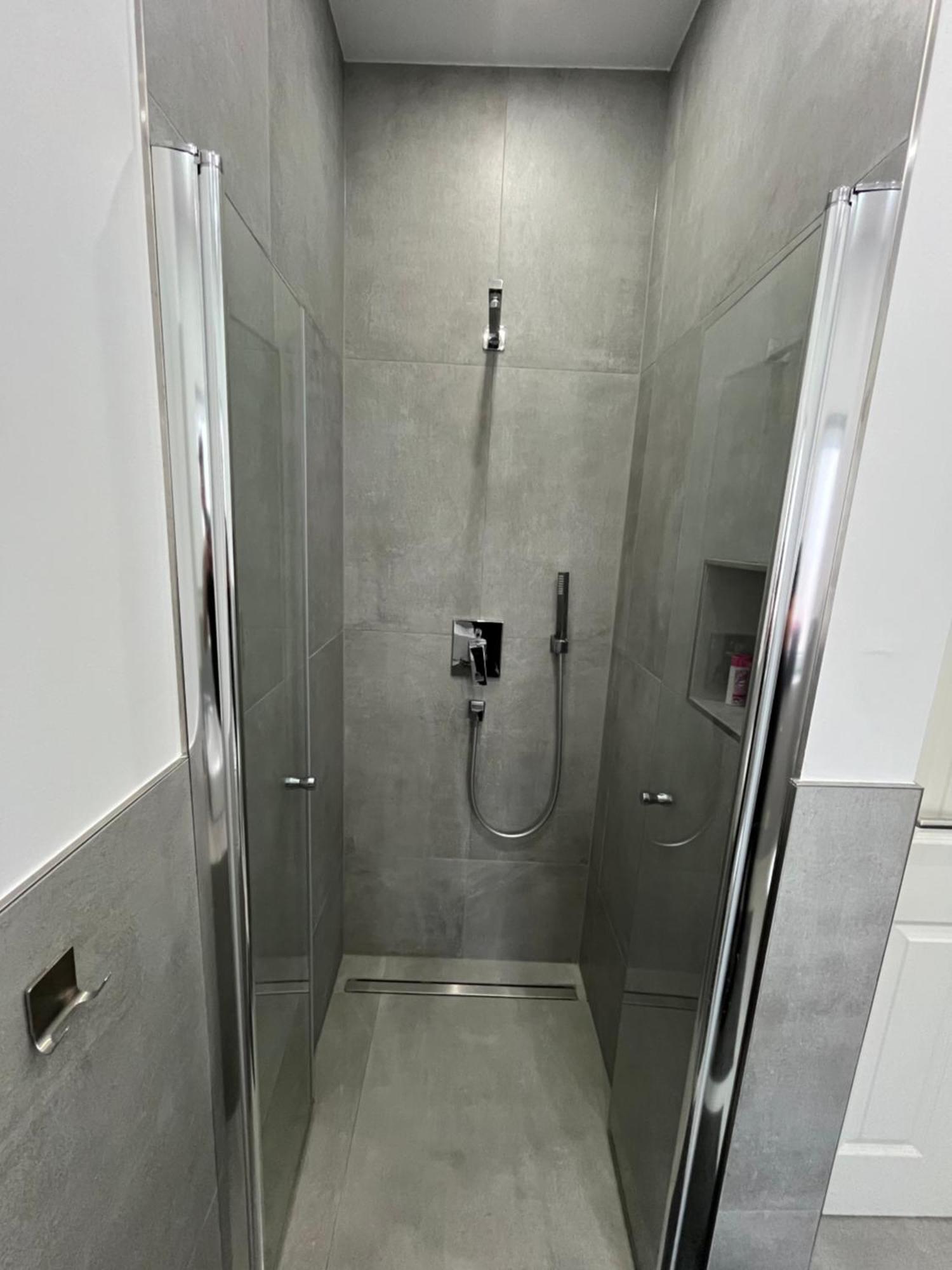 Neubau Penthouse - Mit Schoener Aussicht - 15min Von Koeln Pulheim