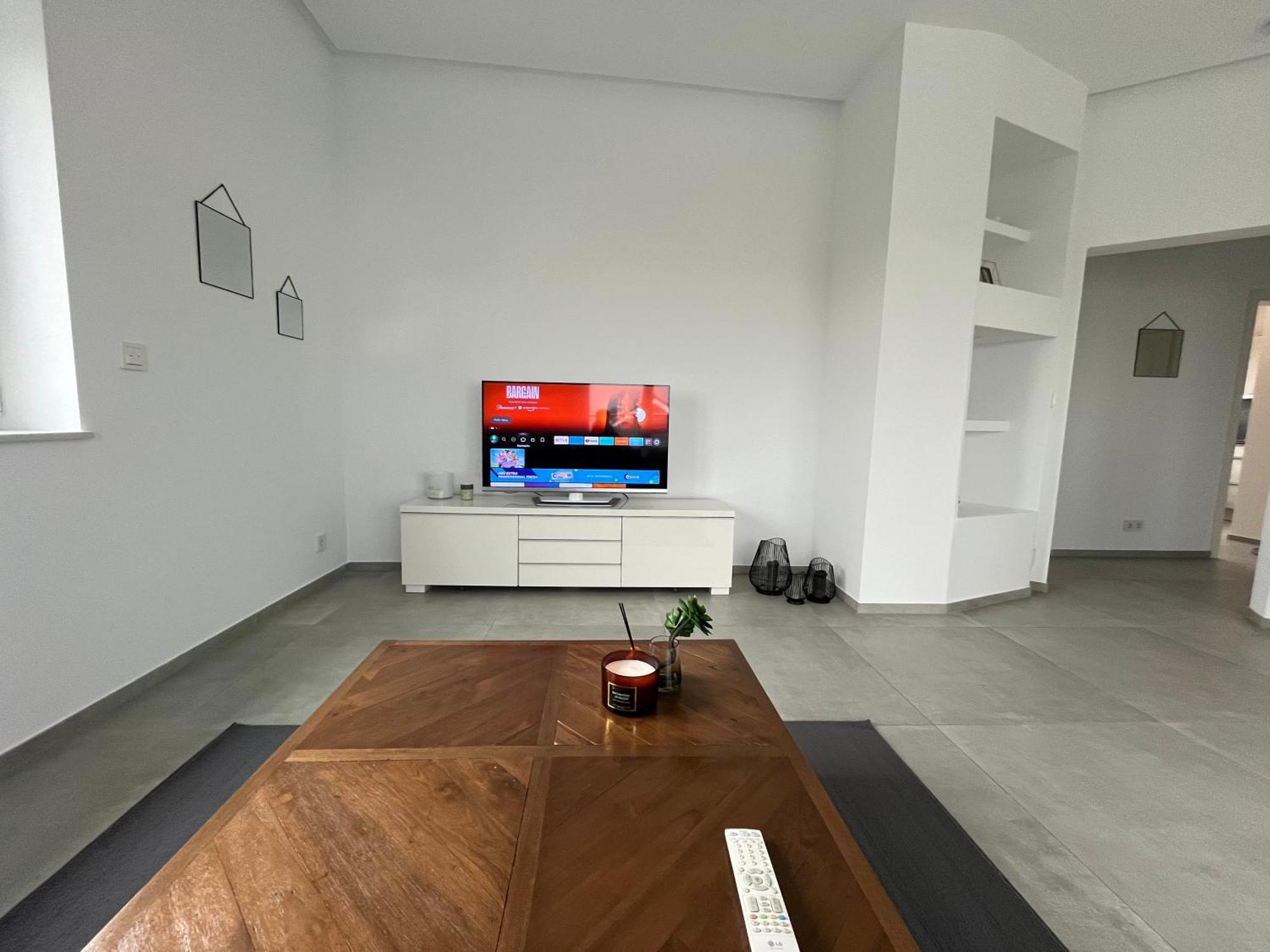 Neubau Penthouse - Mit Schoener Aussicht - 15min Von Koeln