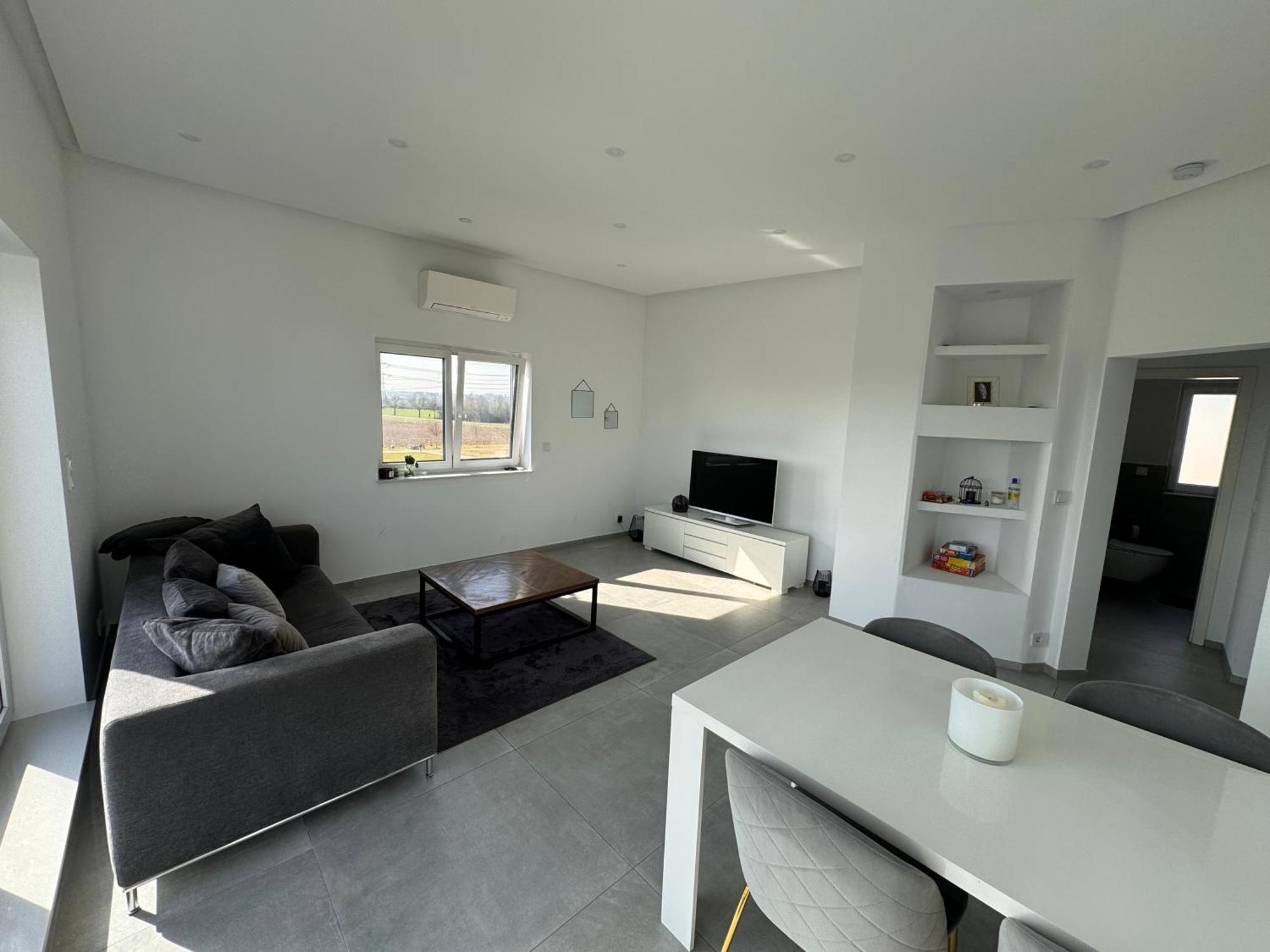 Neubau Penthouse - Mit Schoener Aussicht - 15min Von Koeln *