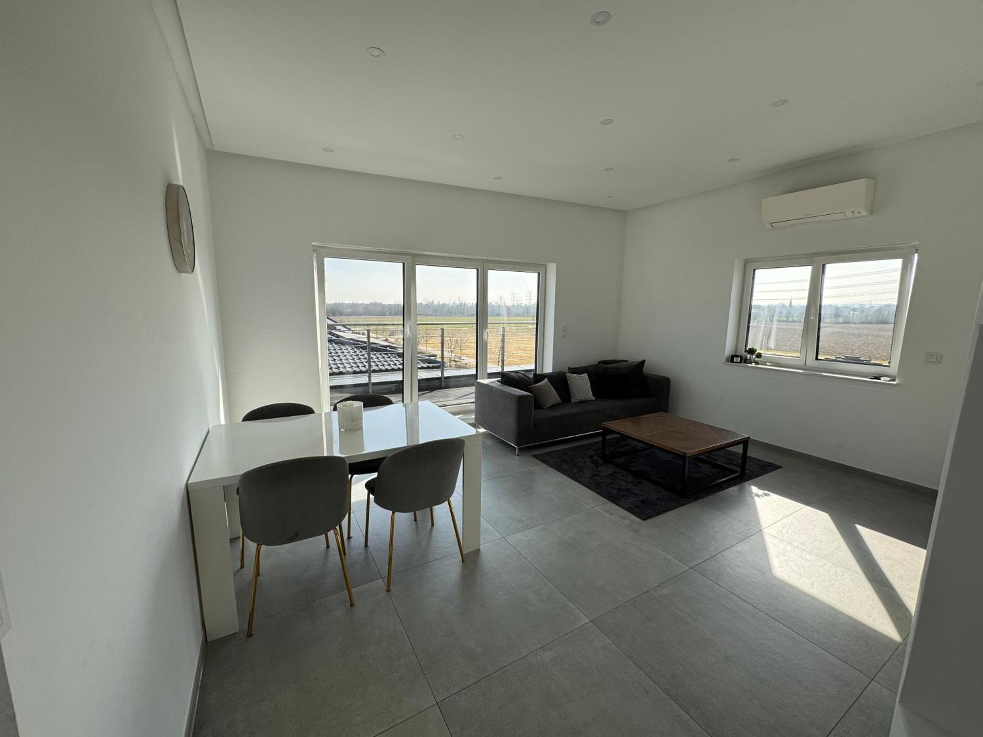 Appartamento Neubau Penthouse - Mit Schoener Aussicht - 15min Von Koeln